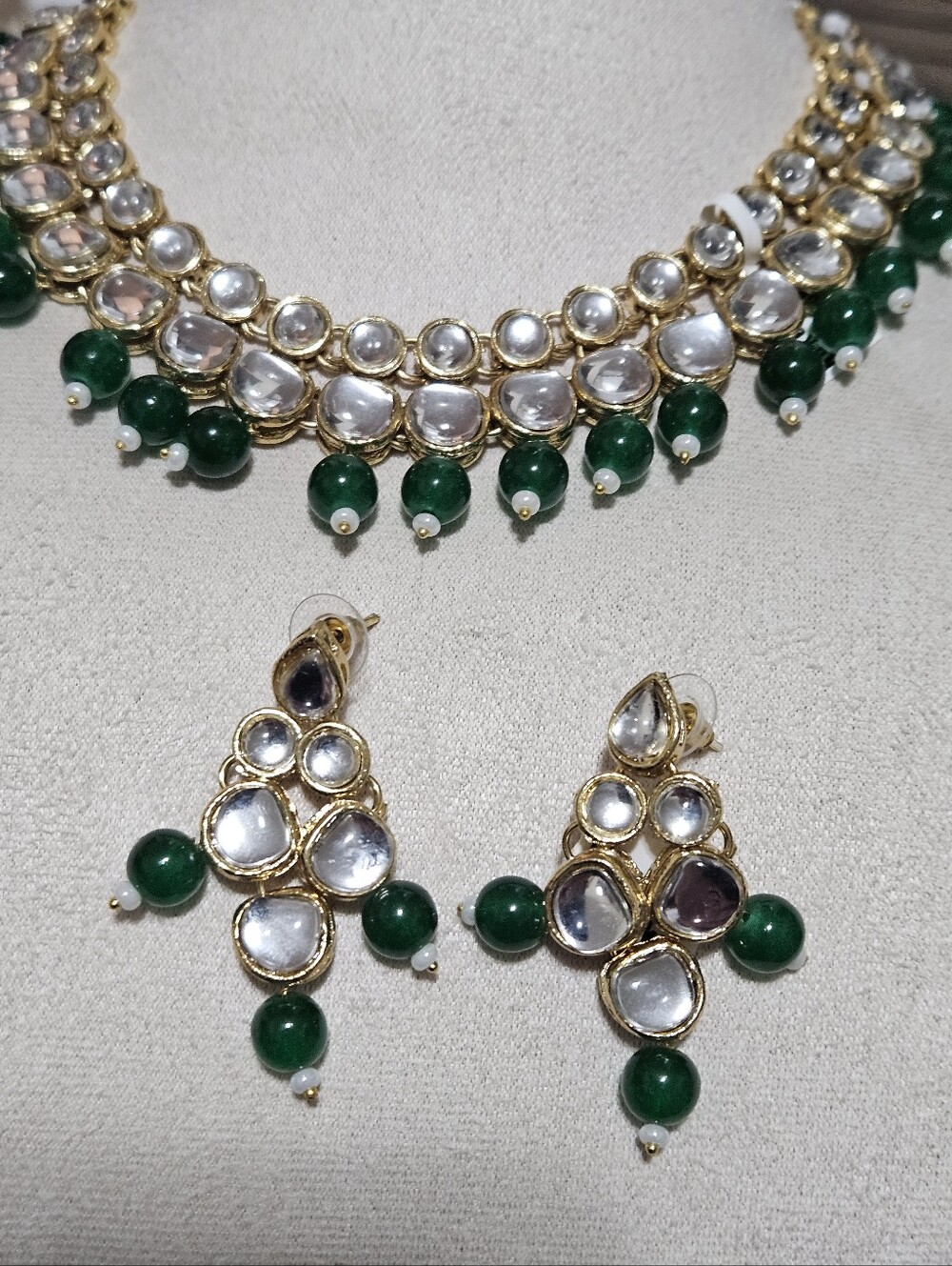 Aheli Indian Bollywood Kundan Necklace Earrings Set Green Gold - Picture 6 of 9
